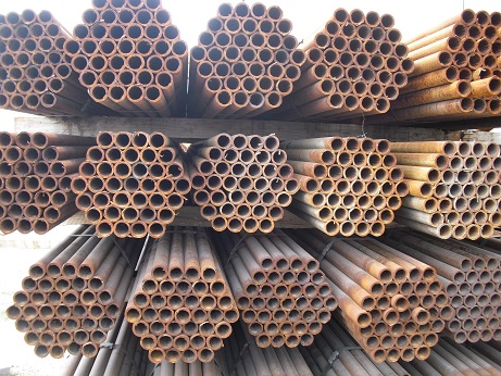 used pipe, good used pipe, steel pipe for making fence, ranch pipe, farm pipe, coral pipe, pipe for gates and panels, cheap steel pipe, horse fence for your corral, steel pipe for building fence, steel pipe in South Dakota